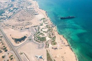 هم قدم با ساحل در جاده جهان کیش